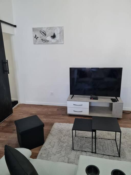 Appartement Moderne, 5 Min Du Centre Ville A Pied Безье Экстерьер фото